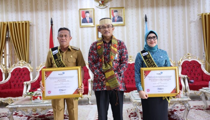 JADI BAPAK ASUH ANAK STUNTING, PJ BUPATI BONE KOMIT TURUNKAN STUNTING
