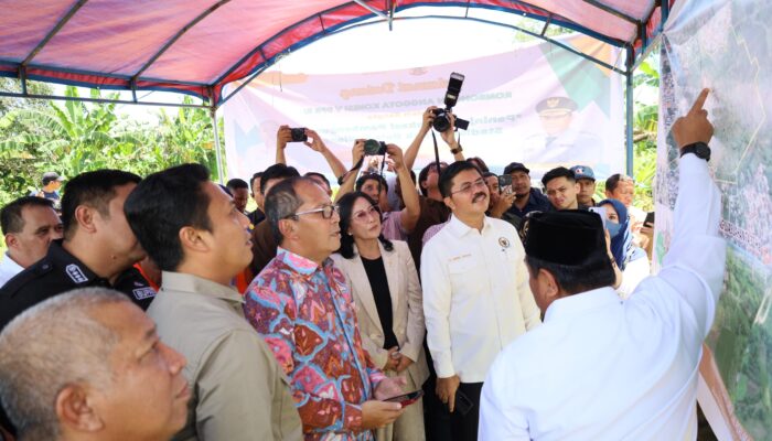Danny Pomanto Dampingi Pj Gubernur Terima Kunjungan Kerja Komisi V DPR-RI, Pastikan Kesiapan Lahan Pembangunan Stadion