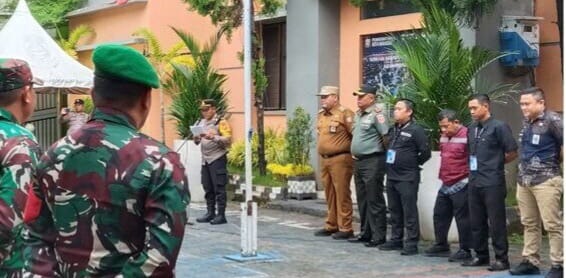 Camat Tamalate Minta Anggota PAM TPS Memastikan Keamanan dan Ketertiban Selama Menjalankan Tugas