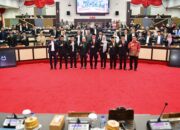DPRD Tetapkan Andi Sudirman – Fatmawati Rusdi Sebagai Gubernur dan Wakil Gubernur Sulsel Terpilih, Prof Fadjry Djufry Ajak Stakeholder Dukung Iklim Investasi dan Efisiensi Anggaran