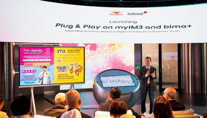 Indosat dan Wadhwani Foundation Luncurkan Pelatihan Berbasis AI untuk Siapkan Talenta Muda sy
