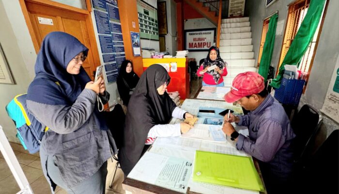 Hari Lingkungan 2025, Pelindo Regional 4 Makassar Gelar Aksi Sosial