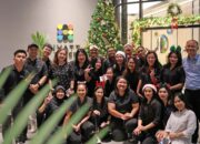 Hyatt Place Makassar Semarakkan Awal Musim Liburan dengan Christmas Tree Lighting Ceremony